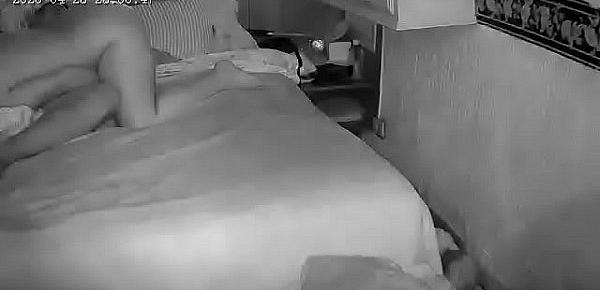 Primeiro beijo grego do BBB !!!